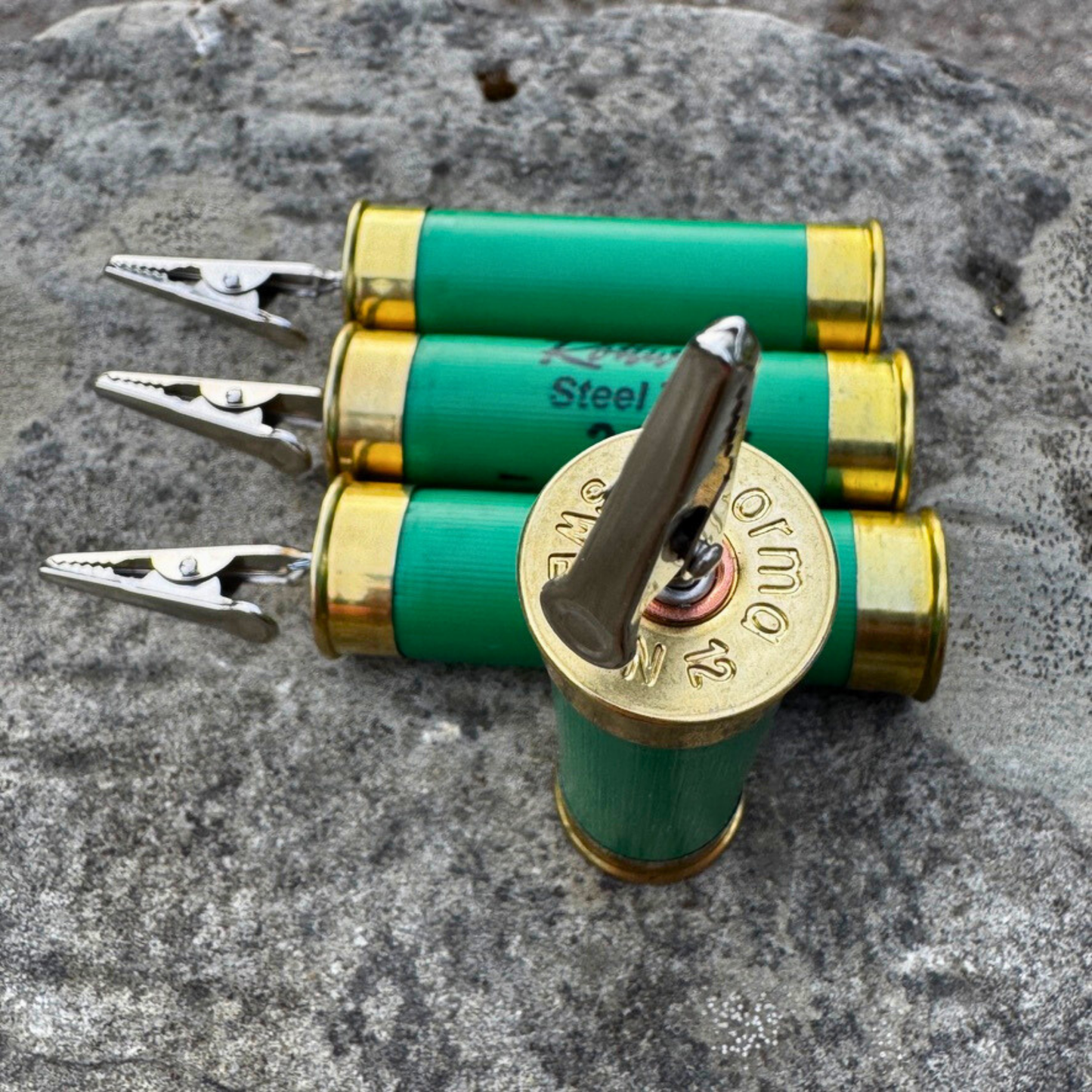 Duktyngder av återbrukad kal. 12 – håll duken på plats med jaktkänsla