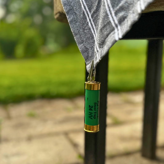 Duktyngder av återbrukad kal. 12 – håll duken på plats med jaktkänsla