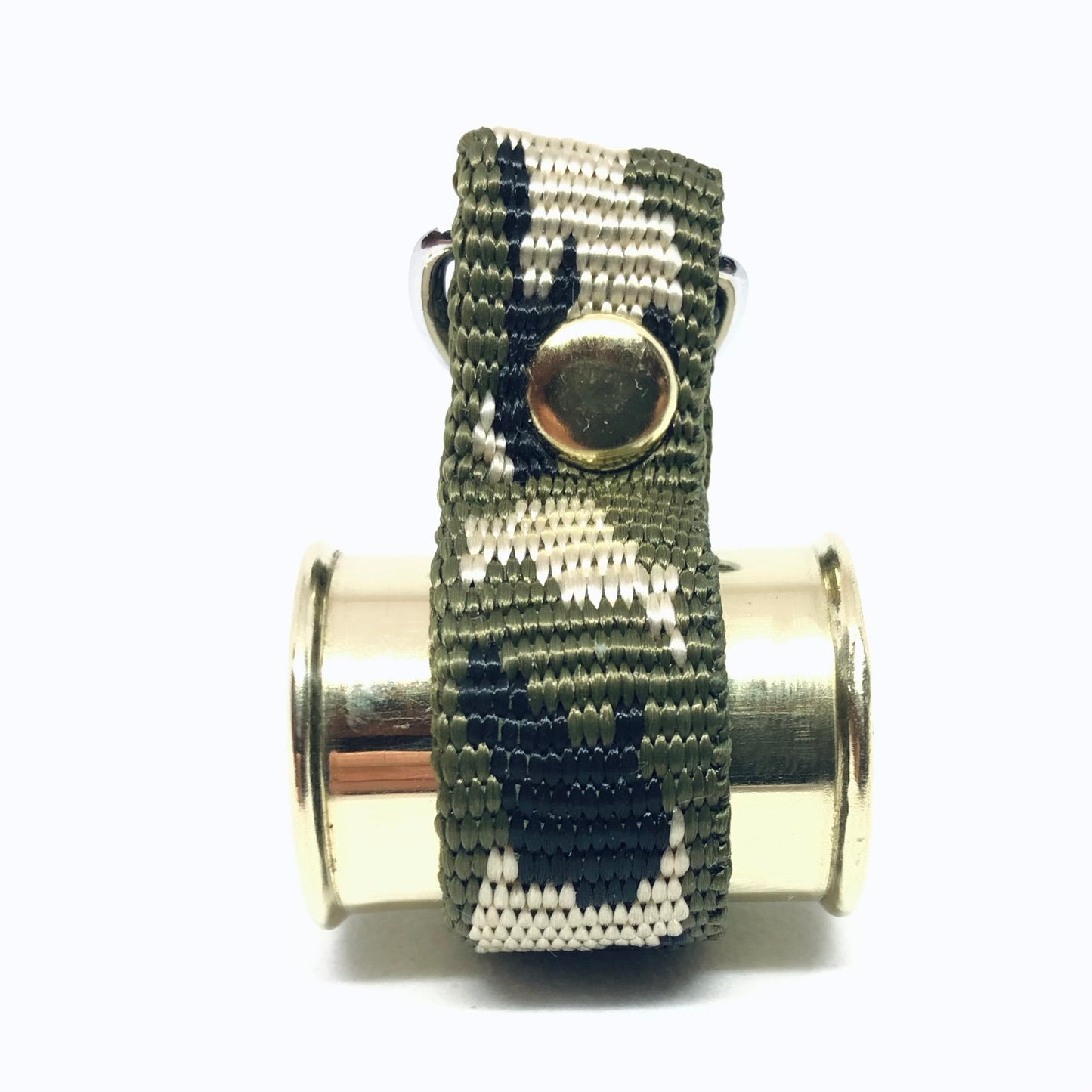 Lockhylsan Liam med grönt kamouflageband